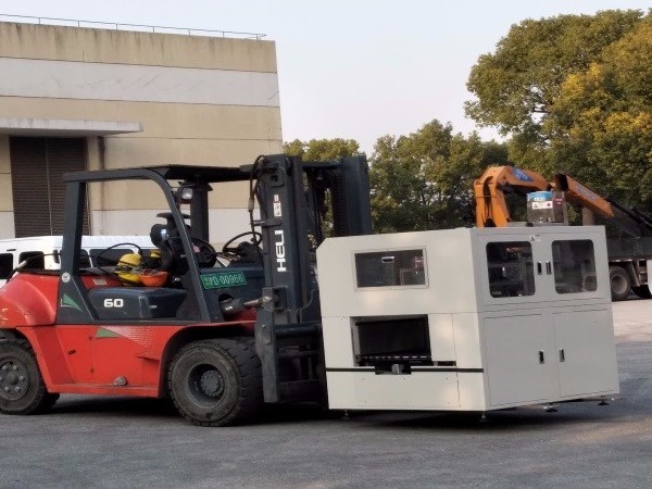 SMT生產(chǎn)線搬運(yùn)吊裝